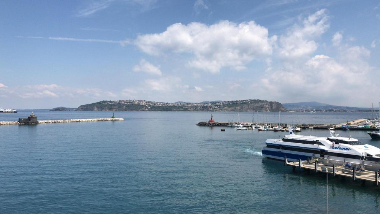 Vento Di Mare Bed & Breakfast Procida Exterior photo